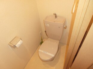 グラビスコート紙屋町の物件内観写真